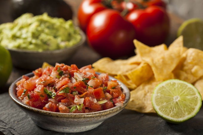 pico de gallo, raw corn chips, guacamomle