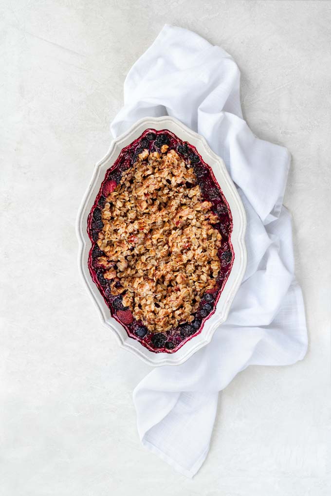 berry crisp - keto, paleo, low-carb, grain-free