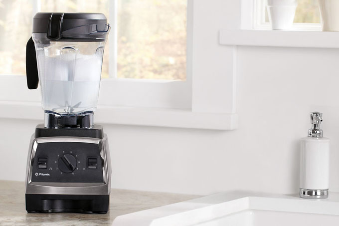 how to clean Vitamix
