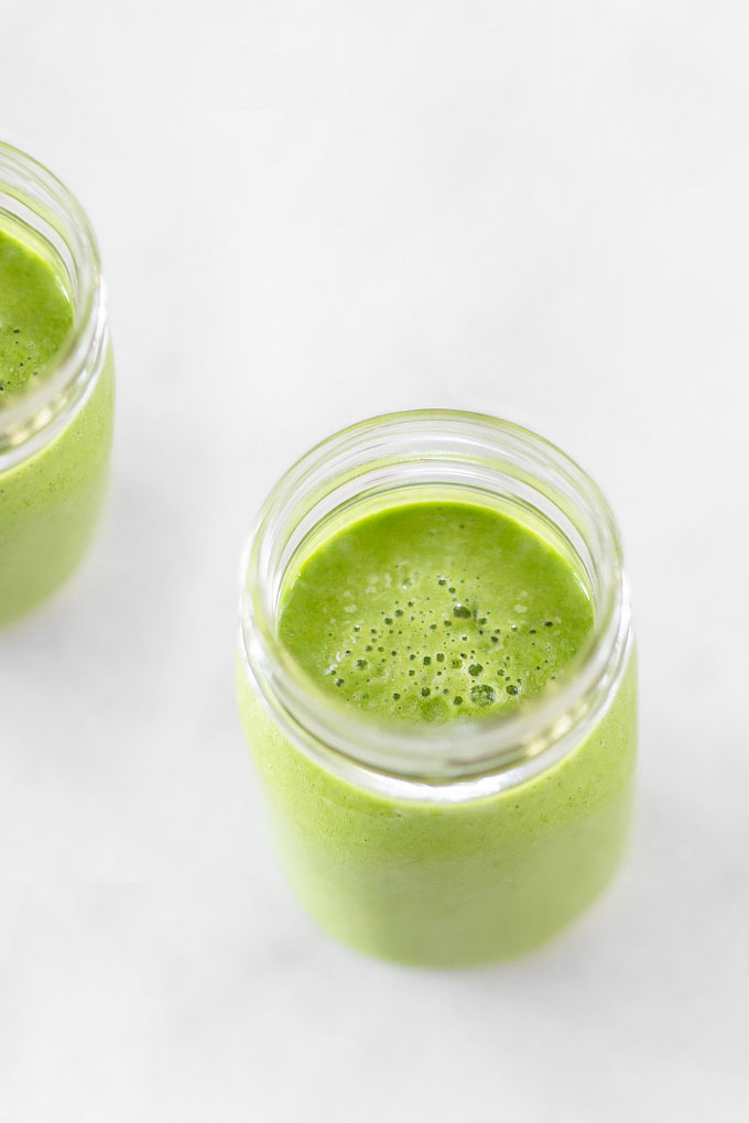 healthy green smoothie